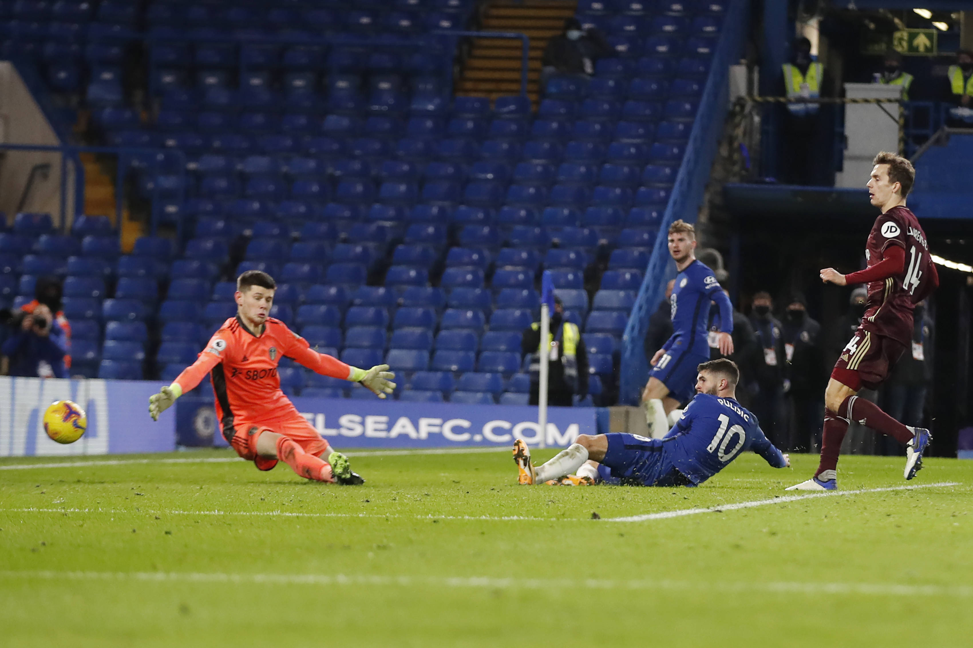 对抗让球迷 对抗让球迷