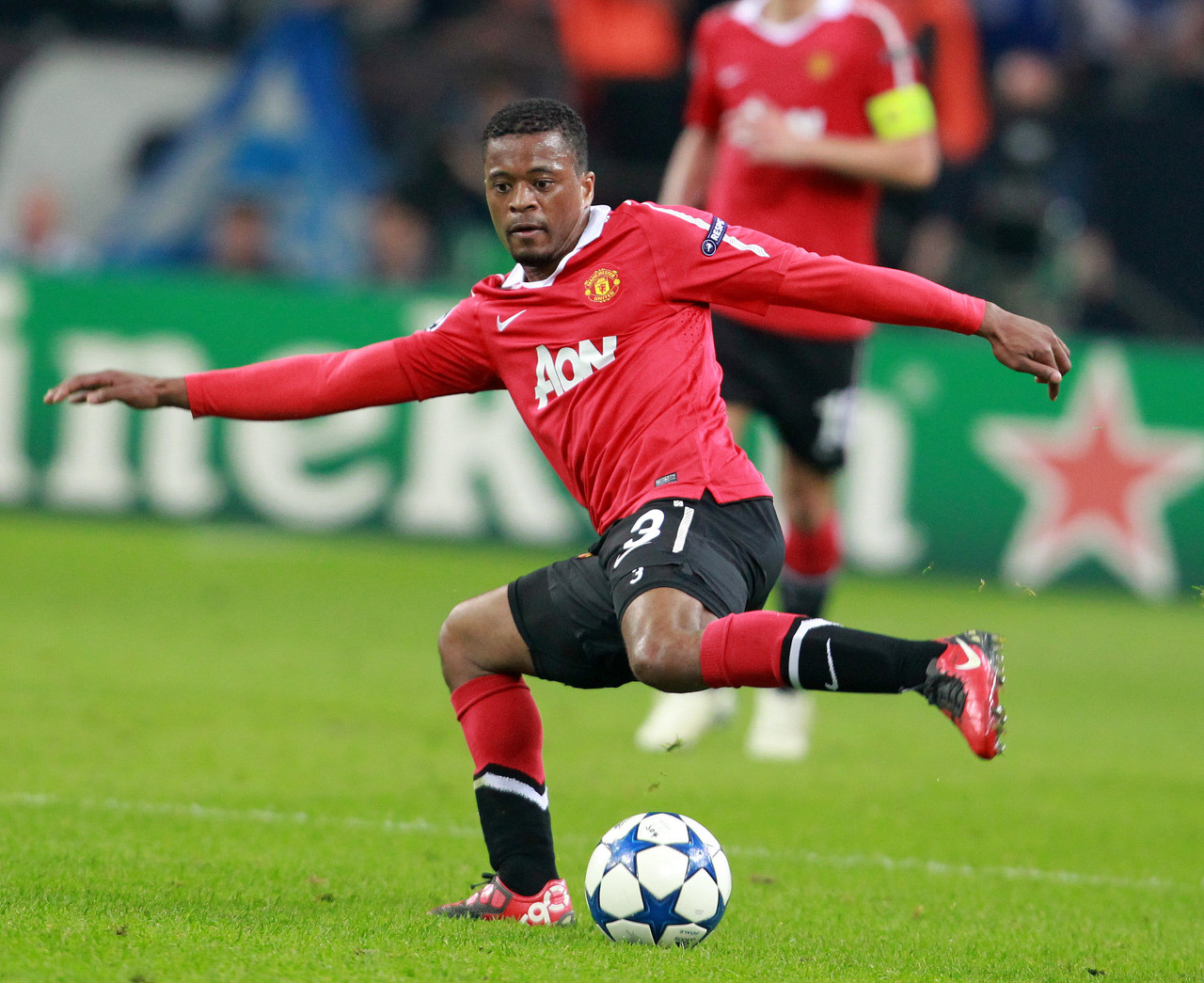 扩大球队影 扩大球队影