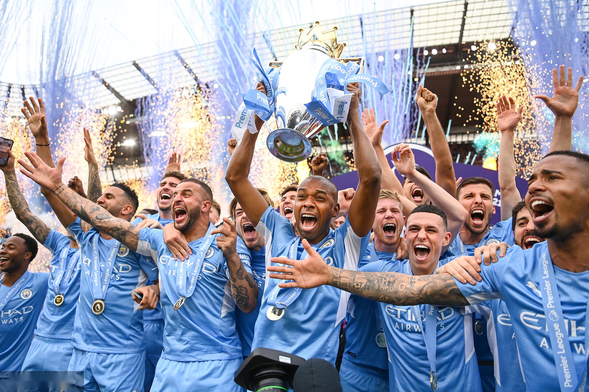 利奠定了基 利奠定了基